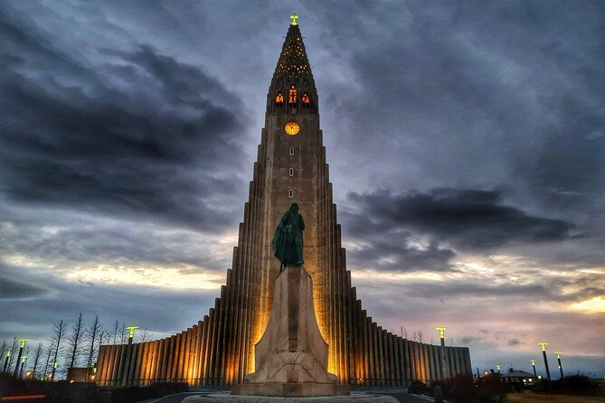 2 nights 3 days Weekend Getaway to Iceland for Morning Arrivals