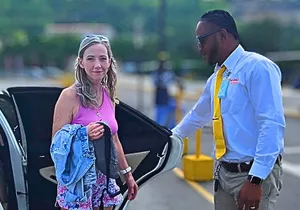 Private vehicle transport From/To MontegoBay Airport to hotels