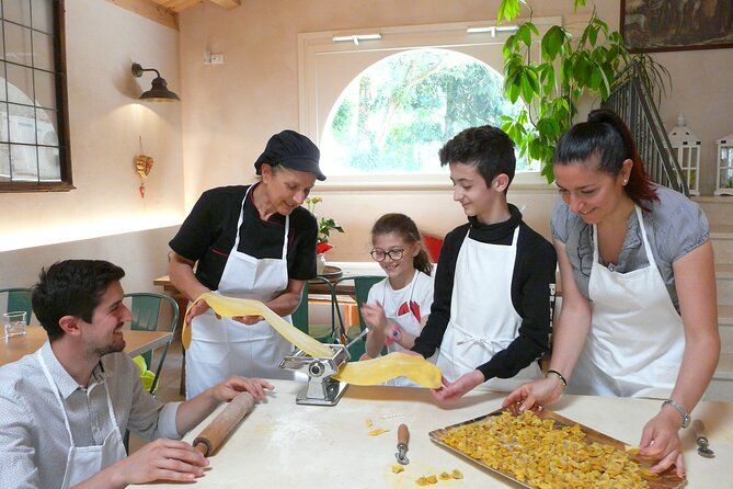 Tortellini Cooking Class with Mamma in Verona
