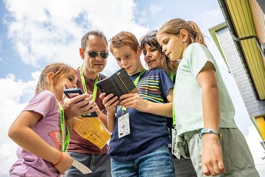 Foxtrail Scavenger Hunt - Amphibious Trail Vancouver