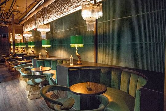 Hidden Cocktail Crawl in Chinatown