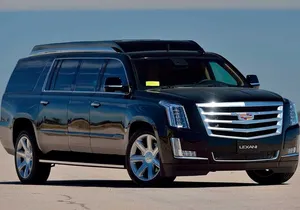 Private Transfer: Las Vegas to LAS Airport by Luxury SUV or Limousine up to 8 p