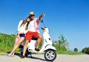 Rentals Scooter 2 Hours +1 HR Free , 2 Passengers, Retro "Lucky" 49cc