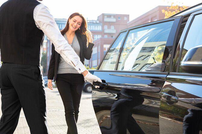 Airport Transfer to or from Washington,DC and Ronald Reagan National Airport