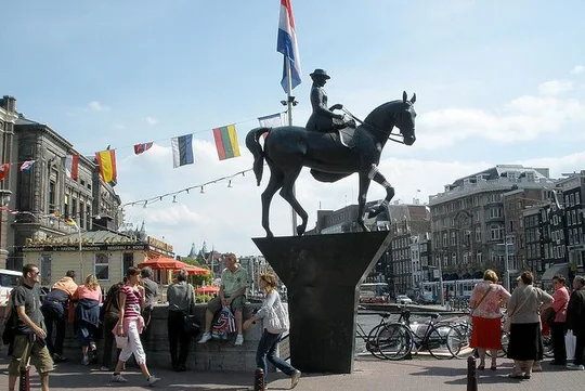Amsterdam: History, Culture & Highlights tour