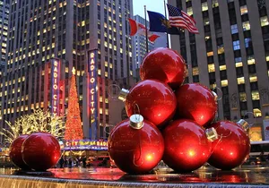 New York City Holiday Lights Night Tour by Open-top Bus