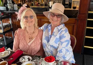 St. Johns River High-Tea Cruise Tour in Sanford