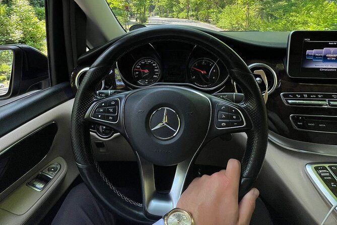 Private Luxury Arrival Transfer from Napoli to Positano