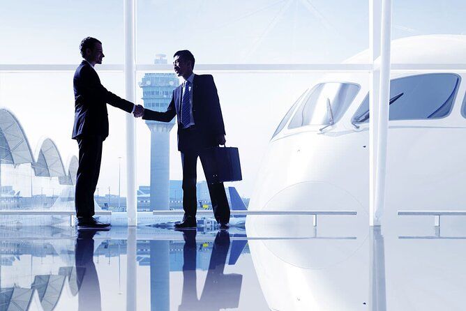 Fast Track (Expedited Arrival) & FREE Transfer To Hotel/Airbnb