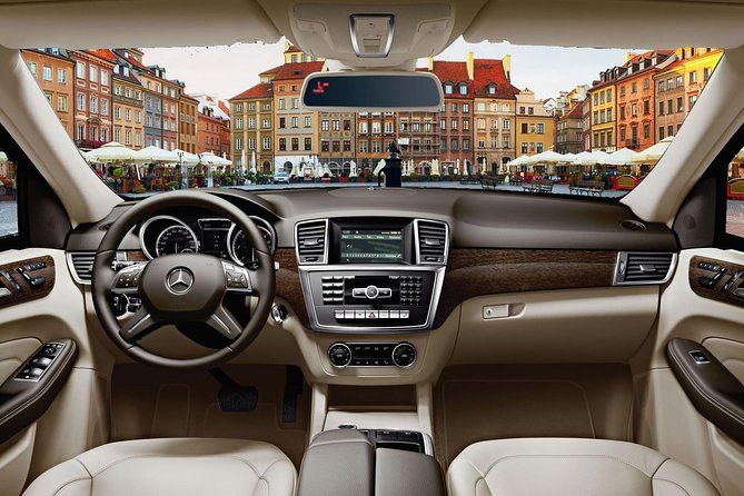Warsaw Private Transfer from Warsaw Modlin Airport (WMI) to City centre