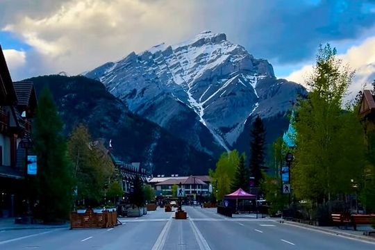 Banff With Lake Louise and Moraine Lake Best Private Tour
