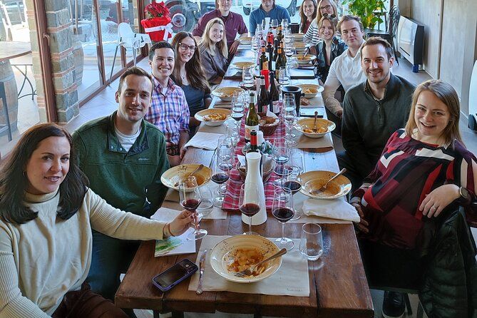 Light lunch and wine tasting in the hills of Lucca with sommelier