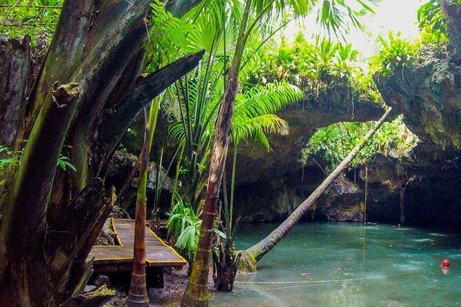 Jade Caverns Private Jeep Tour with Lunch and Snorkeling
