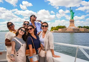Starship 60 Min Statue of Liberty Brooklyn Bridge Boat Tour
