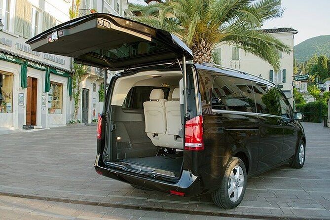 Kingston to Ocho Rios Round Trip Transfer