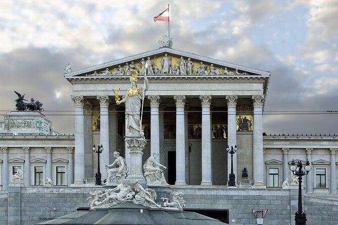 Private Day Tour in Vienna from Budapest with Licensed Guide