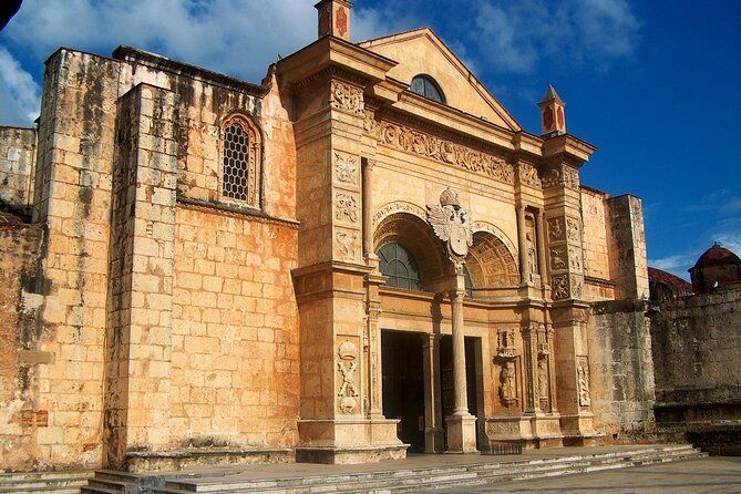 Full-Day Tour: Punta Cana to Santo Domingo Colonial Zone