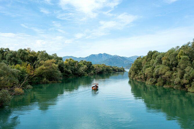 Skadar Lake Guided Boat Tour to Vranjina Monastery & Wine Tasting