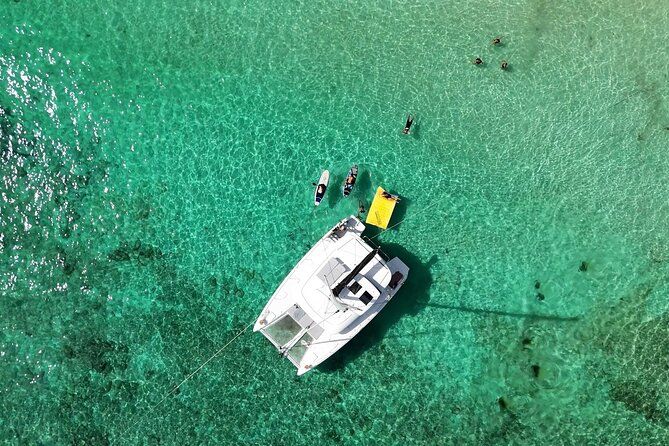 4 Hour Catamaran Experience in a Private 42' Lagoon