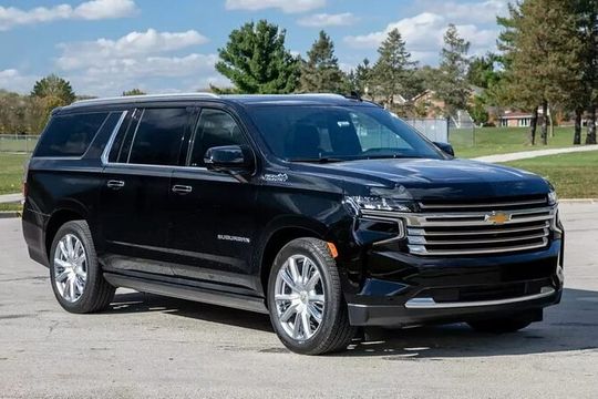 Private Transfer: Playa Mujeres to Cancun Airport CUN by SUV