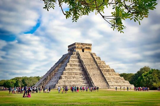 Chichen Itza, Transportation, lunch, cenote and Valladolid.