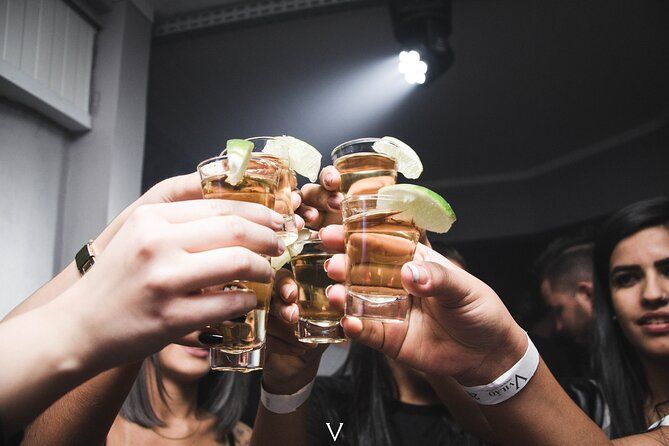 Munich PubCrawl: 4 Venues, Welcome Shots + Club Entry