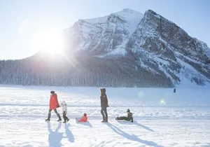3 Day Banff Tour Peyto Lake and Lake Minnewanka including Skiing