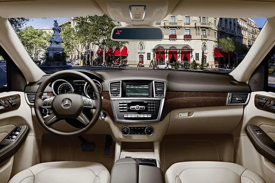 Private Transfer from Barcelona (BCN) airport to Girona City