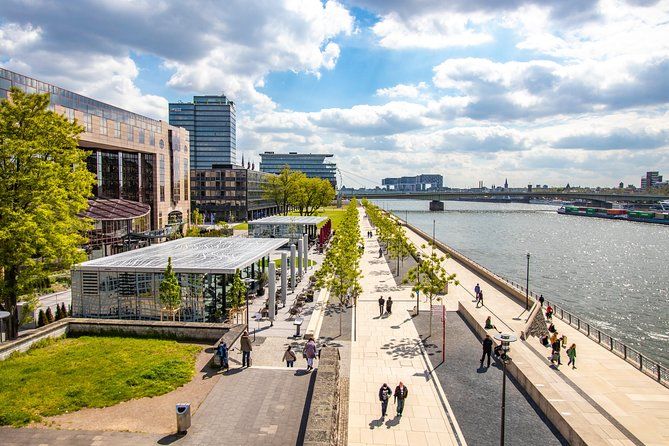Discover Cologne’s most Photogenic Spots with a Local