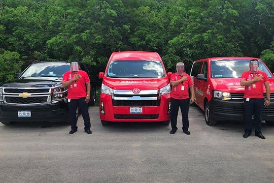 Shared transfer R/T VAN Apto-Muelle Ferry Isla Mujeres-Apto C/ Tickets Ferry