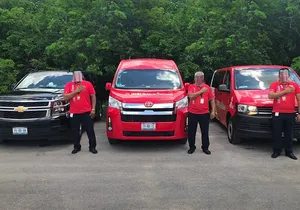 Shared transfer R/T VAN Apto-Muelle Ferry Isla Mujeres-Apto C/ Tickets Ferry