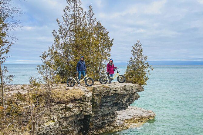 Cave Point and Whitefish Bay Dunes State Park Ebike Rental