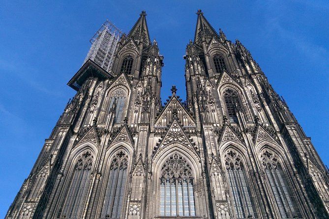7-Day Taste of Central Europe Tour to Paris, Amsterdam, Brussels and more!