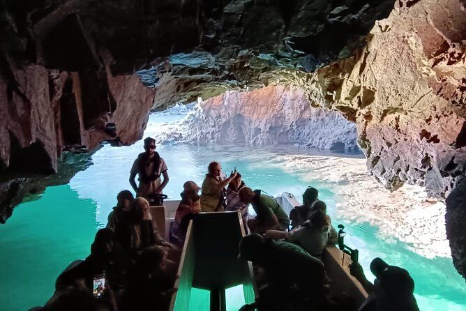 Catamaran trip to Berlengas Island + visit to the caves