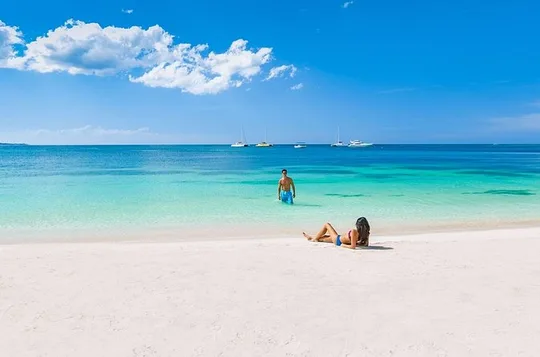 7 Mile Beach Private Tour