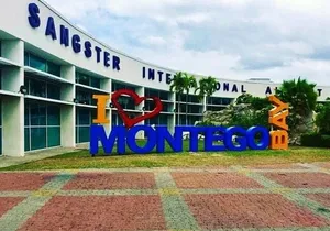 Private Airport Transfer to Tensing Pen Negril