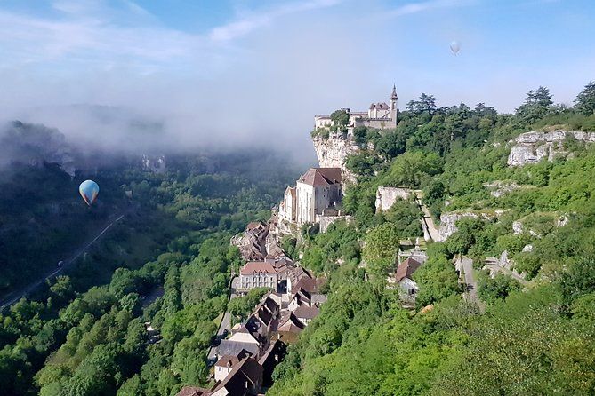 Full day tour with a english speaking driver guide Rocamadour and the most beautiful villages in France