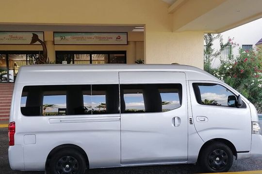 Private Transfer from Cancun Airport to Cancun Hotel Zone