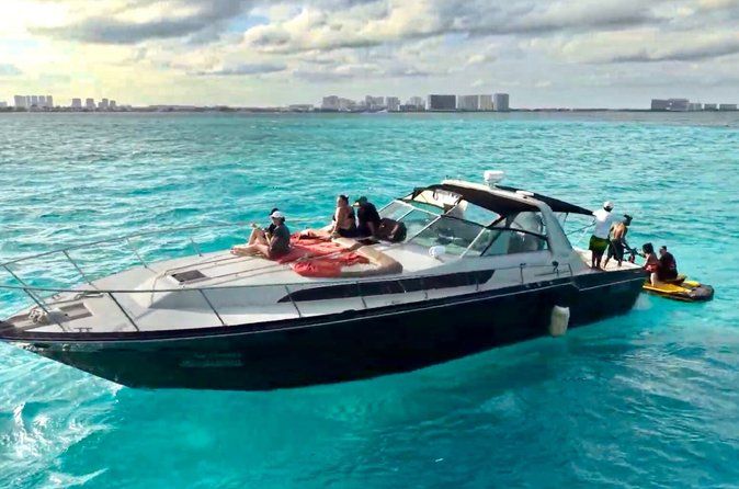 Private Yacht 50ft the best cancun experience