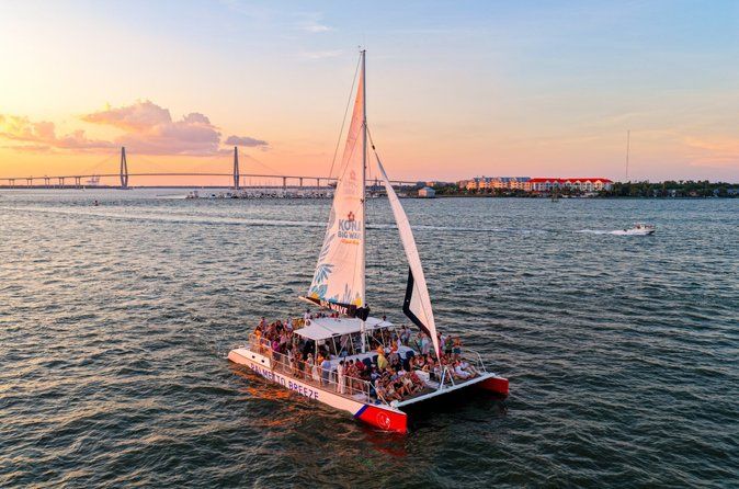 Wednesday Happy Hour Sunset Sail - Drinks Included