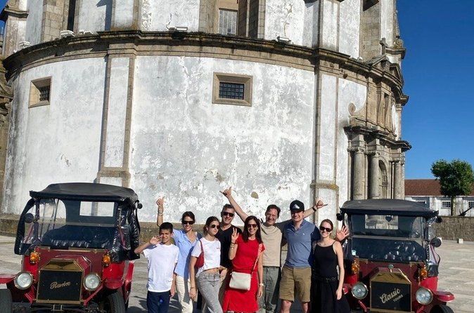 6h Private Classic Tuk-Tuk Tour: Discover Porto