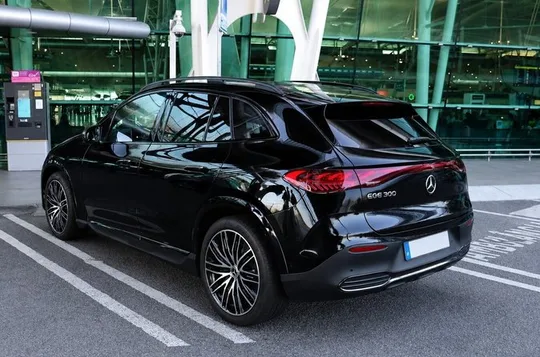 Private Transfer Between Porto Airport or Porto City and Lisbon