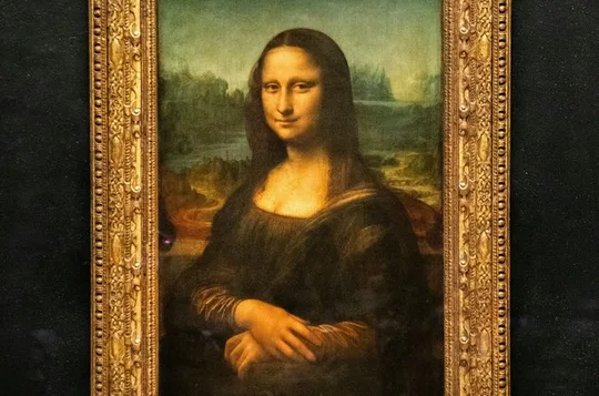 Louvre Museum Semi-Private Tour 6 Guests Max - Entry Included