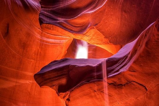 Grand Canyon and Lower Antelope Canyon 4-Day Tour from LA