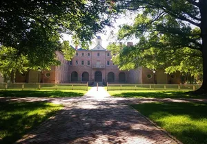 Private Full Day Tour of Colonial Williamsburg from DC Area