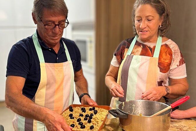 Cooking Workshop in Cascais (group of 4 min)