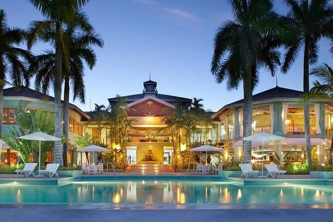Montego Bay Jamaica Airport / Port Transfer to Riu /Negril Hotels