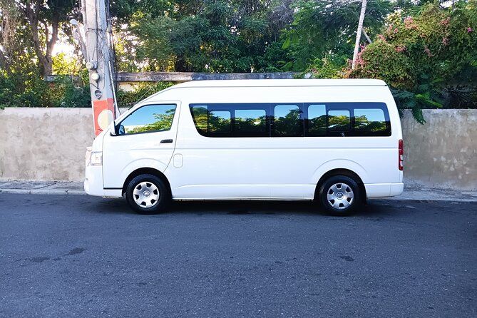 Airport port silver taxi transfer private to pop center