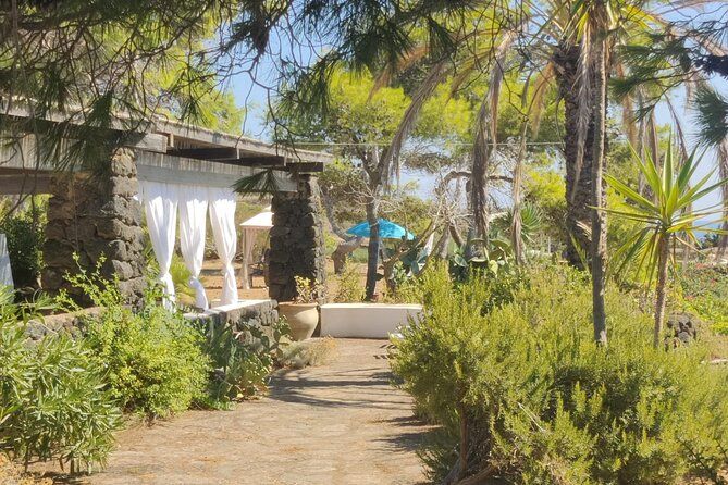 Yoga Class in Pantelleria Vinyasa, Hatha, Yin and Mantras