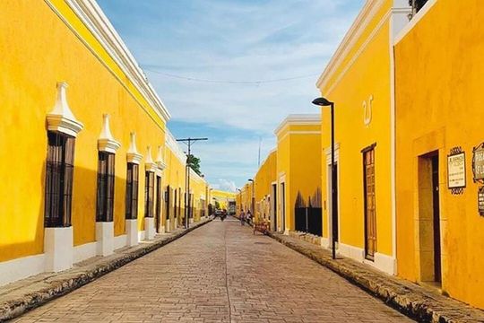 The Best of Izamal Walking Tour